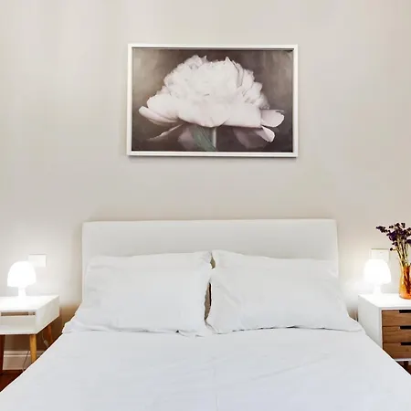 Guesthost - Palazzo Pitti & Ponte Vecchio Cozy Flat