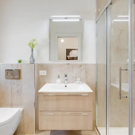 Guesthost - Palazzo Pitti & Ponte Vecchio Cozy Flat Lejlighed