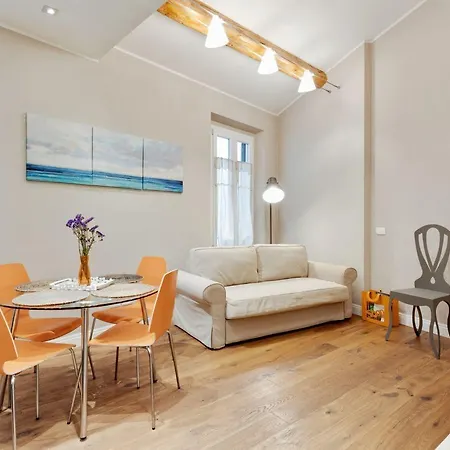 Guesthost - Palazzo Pitti & Ponte Vecchio Cozy Flat *