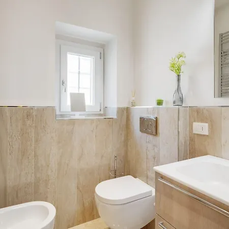 Lejlighed Guesthost - Palazzo Pitti & Ponte Vecchio Cozy Flat *